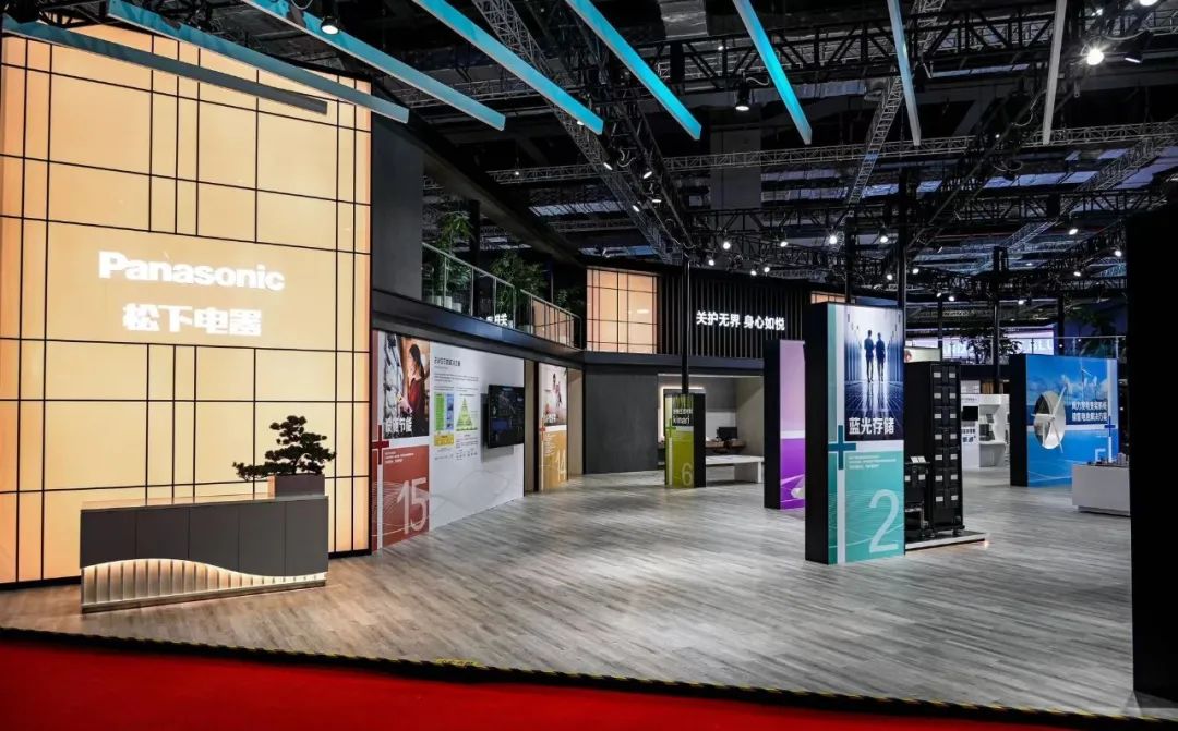 武漢展位設(shè)計(jì)搭建公司領(lǐng)你看最具有創(chuàng)意00家企業(yè)展臺(tái)的2023進(jìn)博會(huì)(松下展位)5